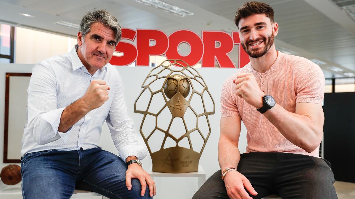 Ludovic Fàbregas, con el técnico Carlos Ortega en SPORT