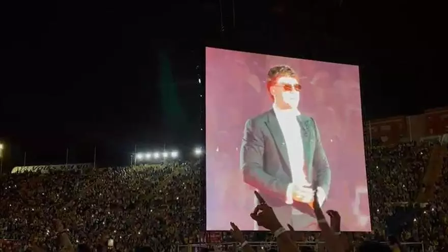 Quevedo revoluciona a 40.000 personas en el Estadio de Gran canaria