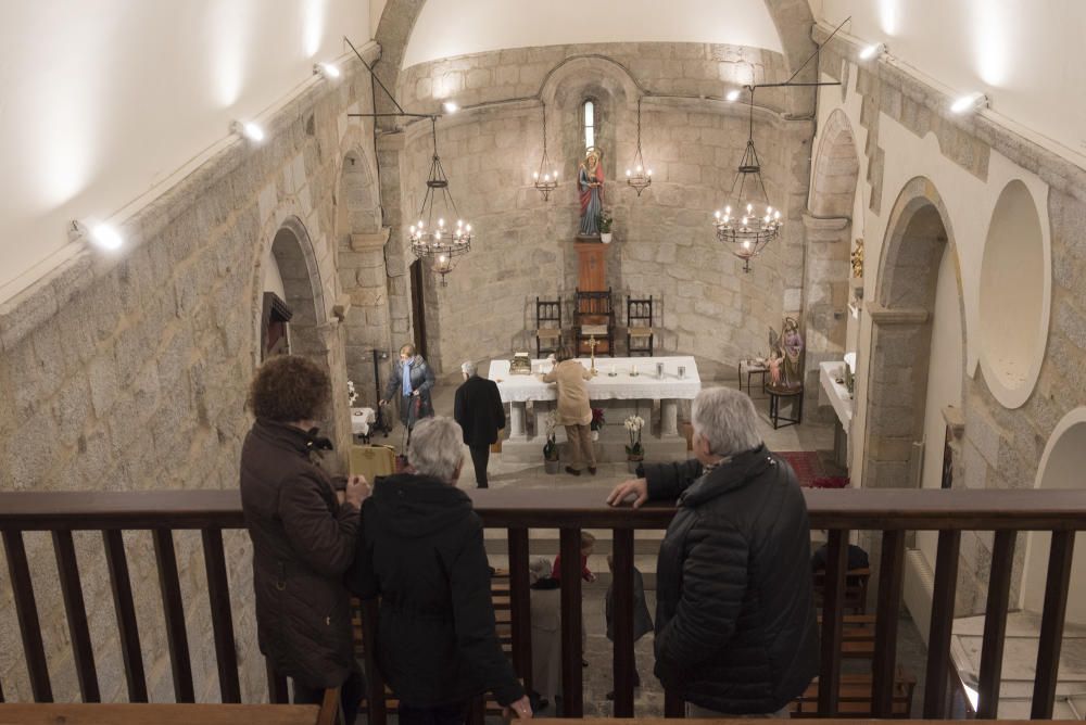 Recuperació de l''església de Capmany