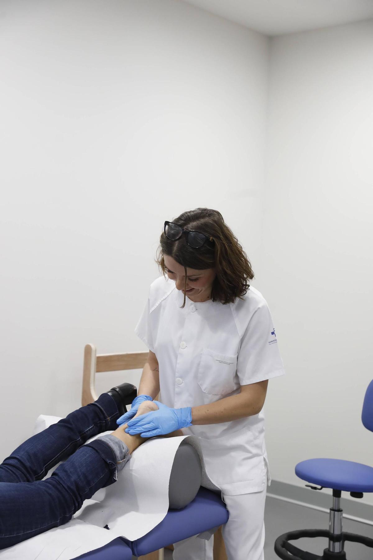 Primer día del nuevo centro de salud de Sotrondio