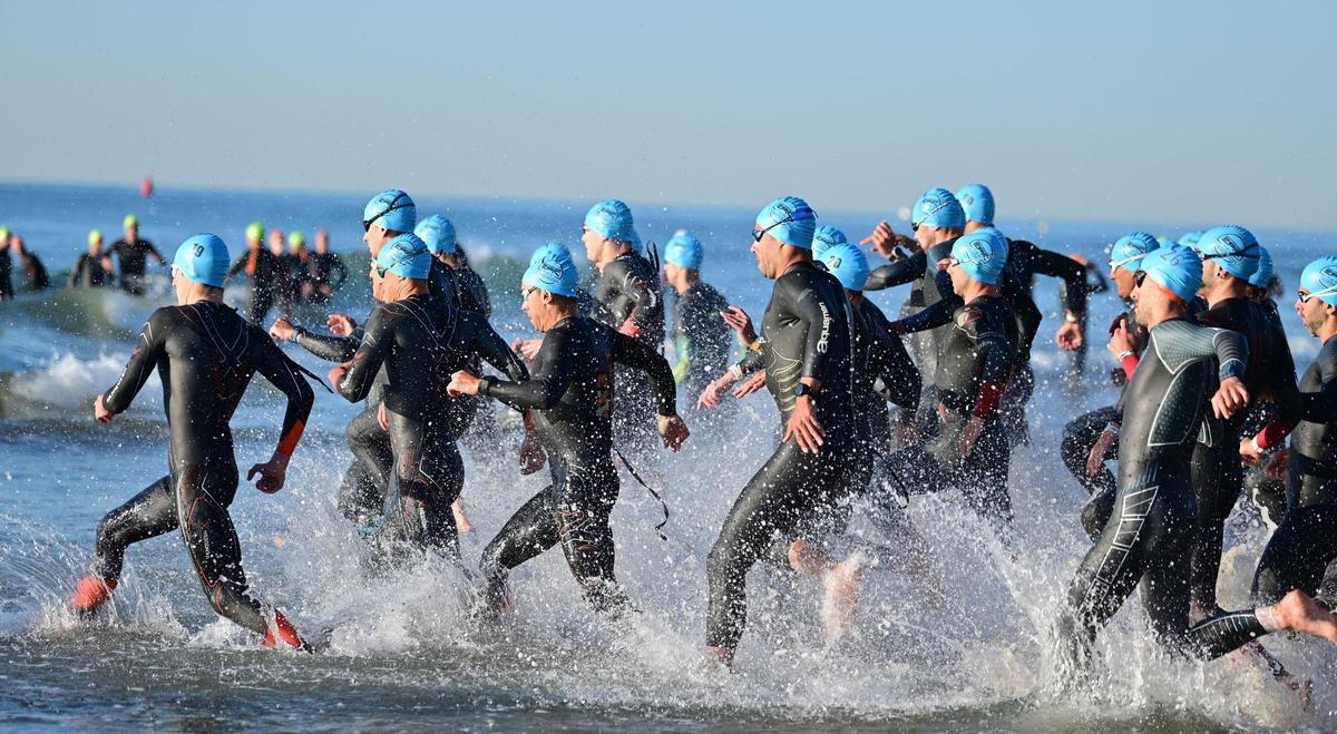Orpesa ya está preparada para convertirse, un año más, en el epicentro del triatlón nacional e internacional con el V Mediterranean Epic Triathlon.