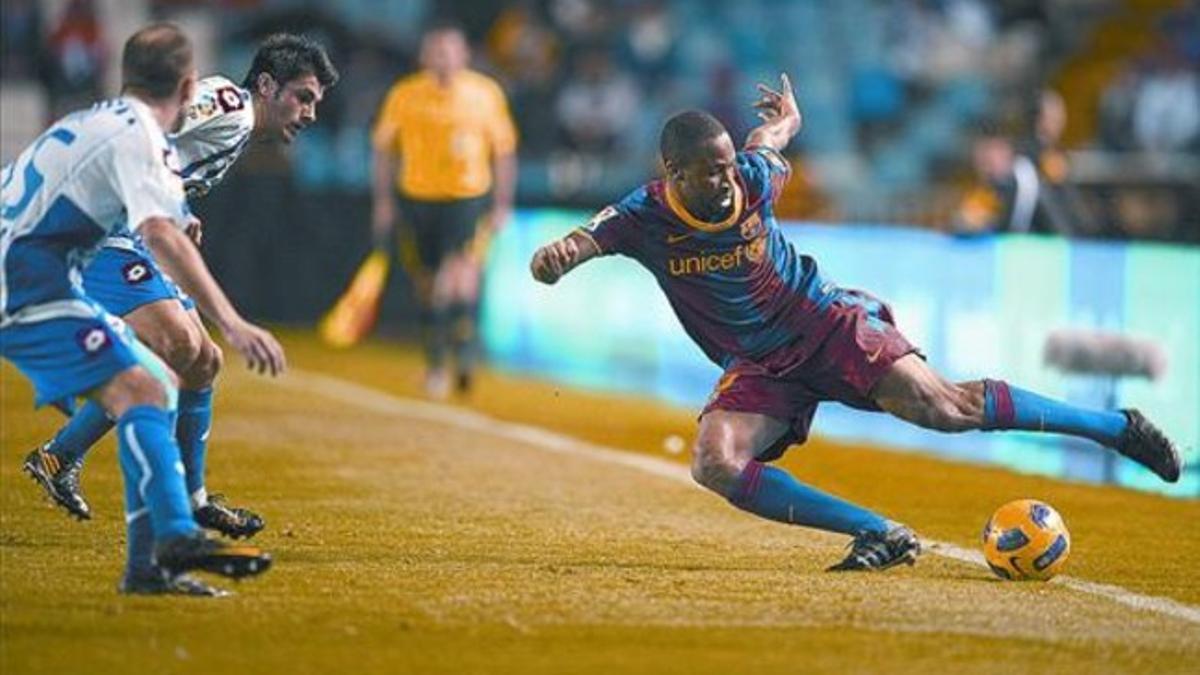 Keita evita que el balón salga fuera, el pasado sábado en el estadio de Riazor.