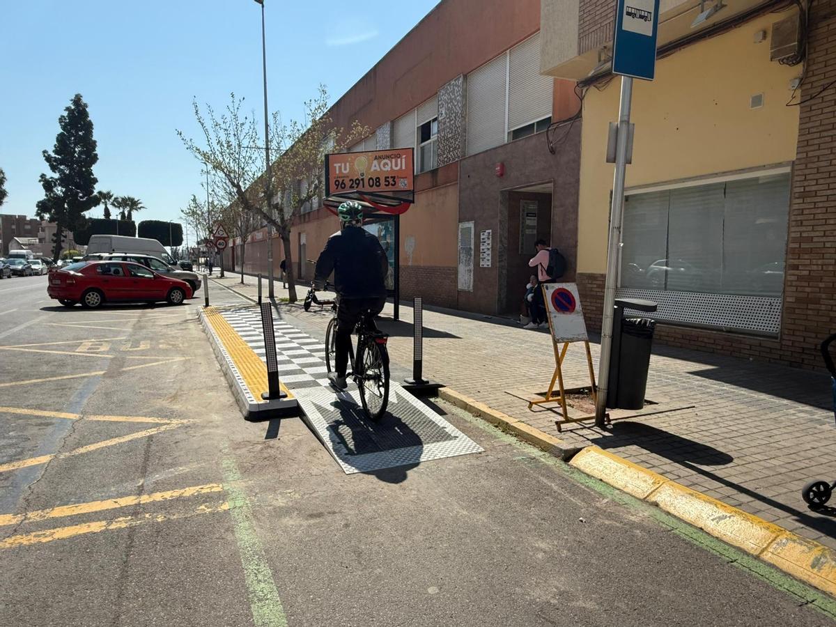 Parada de bus en Jaime Chicharro.