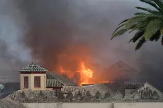 La Policía investiga aún las causas del fuego en la Mezquita-Catedral de Córdoba