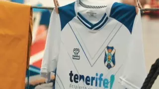 El CD Tenerife ya tiene nuevo uniforme principal para la temporada 25/26
