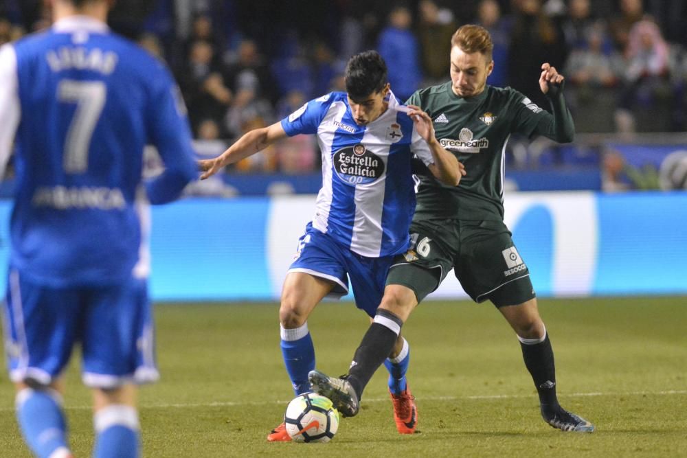 El Dépor cae 0-1 ante el Betis en Riazor