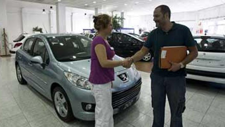 Espectacular incremento de la venta de coches en Extremadura