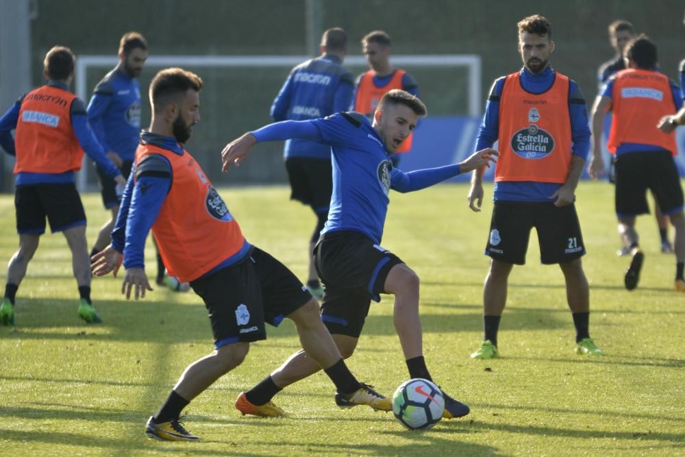 El Dépor madruga para entrenar antes del parón