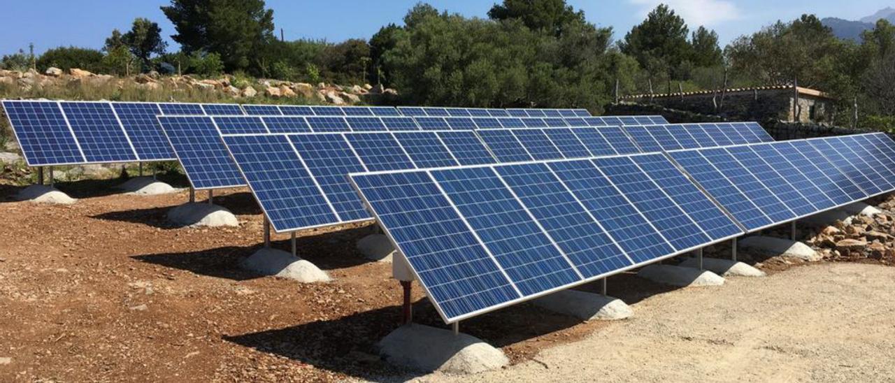 Imagen de una instalación de placas solares.