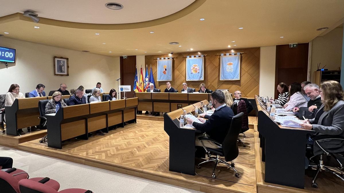 Foto del pleno de este jueves en Burriana.