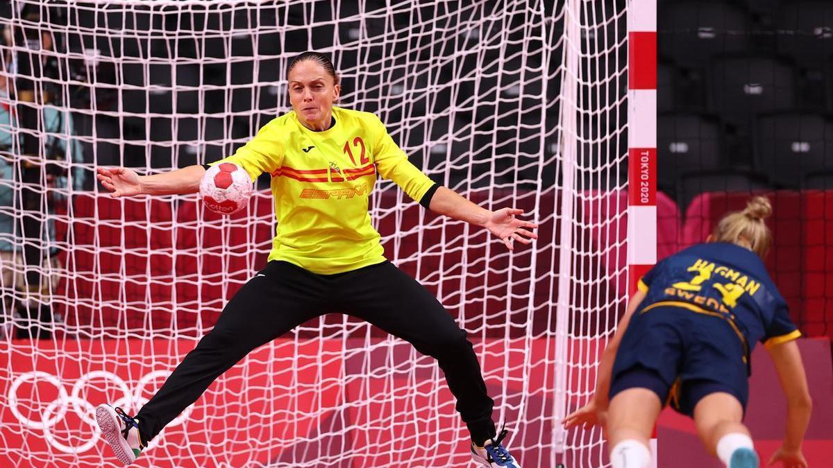 Silvia Navarro, en un partido con la selección española