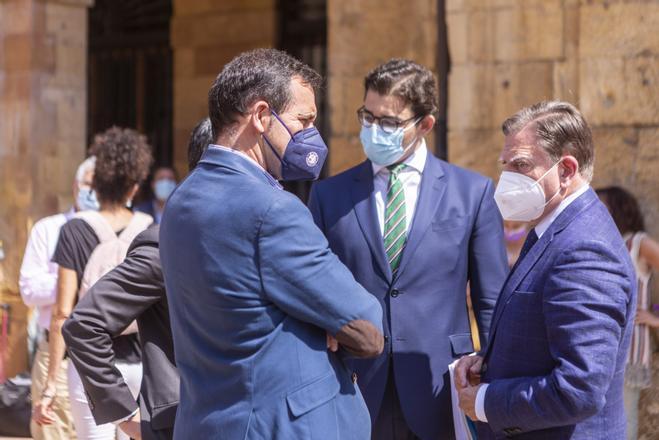 El Ayuntamiento de Oviedo convoca 3 minutos de silencio por los temibles asesinatos ocurridos esta semana, en memoria de las victimas de la violencia vicaria y violencia de género