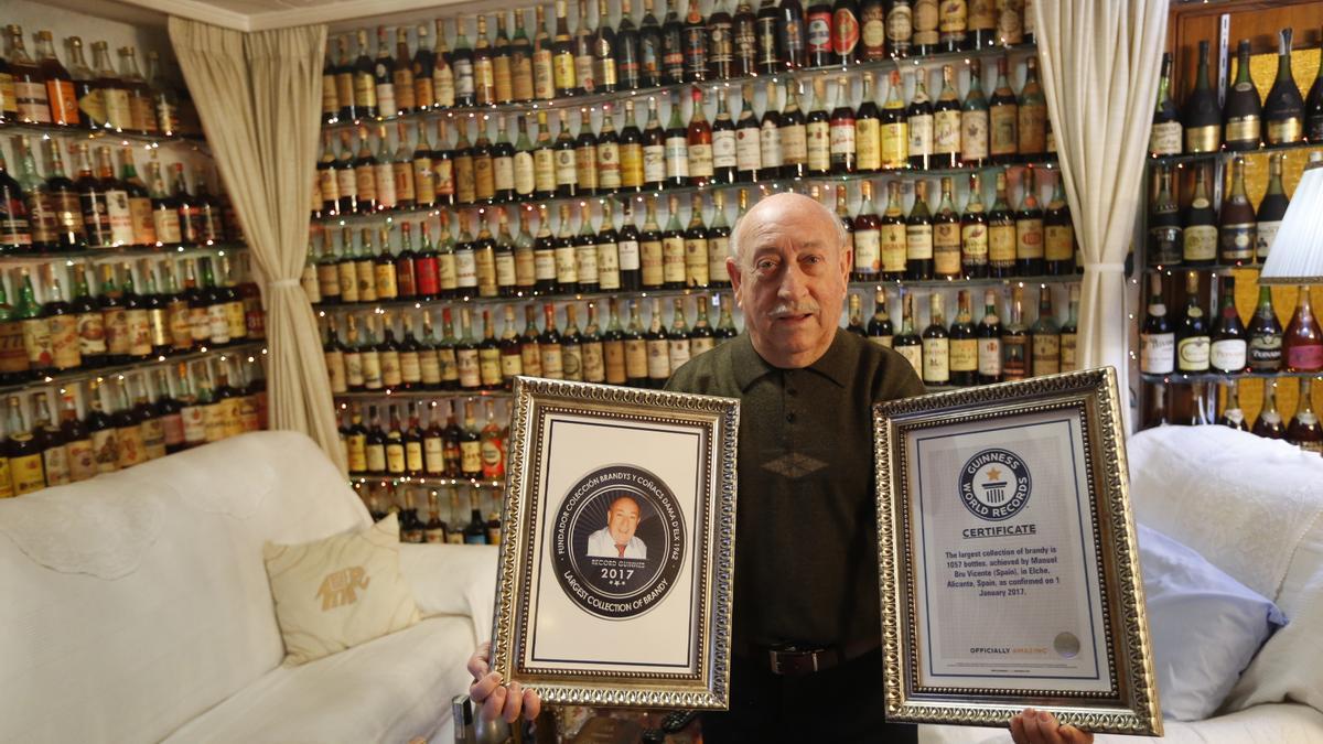 Récord Guinness a la mayor colección de brandy, en Elche