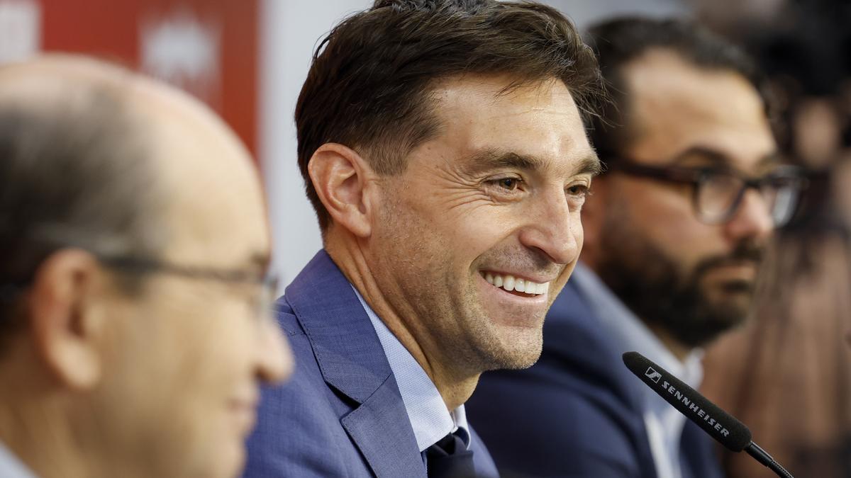 Diego Alonso presentado como nuevo entrenador del Sevilla