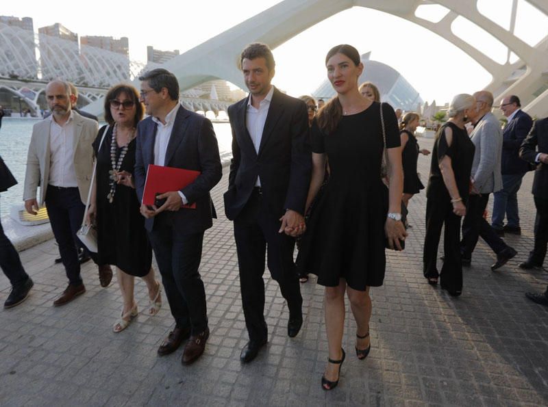 Hortensia Herrero y Jaume Plensa inauguran la exposición de esculturas del barcelonés en la Ciudad de las Artes