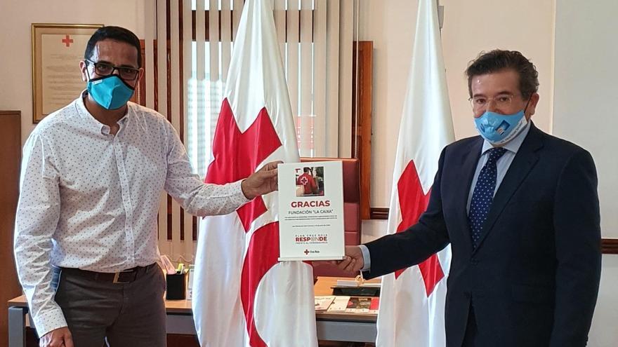 Fundación “la Caixa” y CaixaBank reciben el reconocimiento de Cruz Roja por su apoyo durante la crisis de la COVID-19