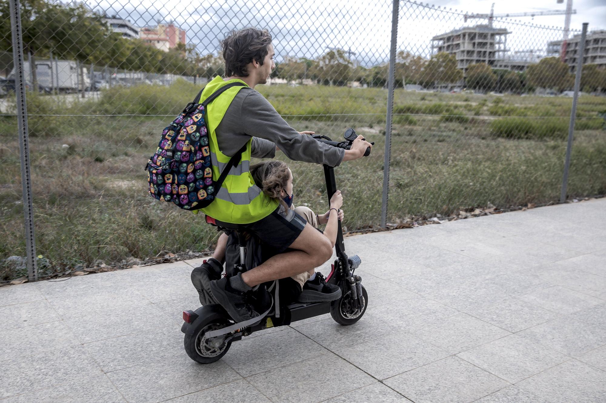 Control de alcoholemia a patinetes en Palma: Siete multas en una hora y media