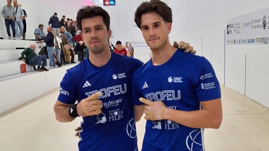 Vicent i Seve arrasen en la final del Trofeu Filósofo de Piles