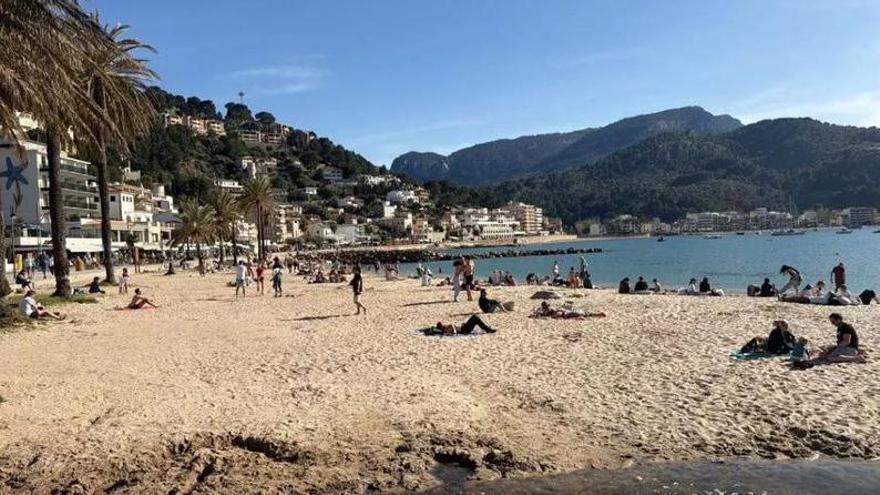 Tabak und E-Zigaretten verboten: In diesem beliebten Urlaubsort auf Mallorca darf am Strand nicht mehr geraucht werden