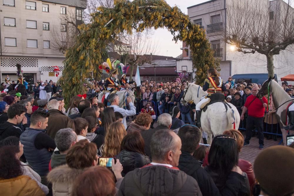 El Vermú das Señoritas y el Alto dos Xenerais vuelven a animar el Carnaval del municipio.