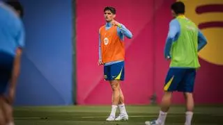 Flick recupera a los internacionales para el penúltimo entrenamiento antes del choque con el Atlético