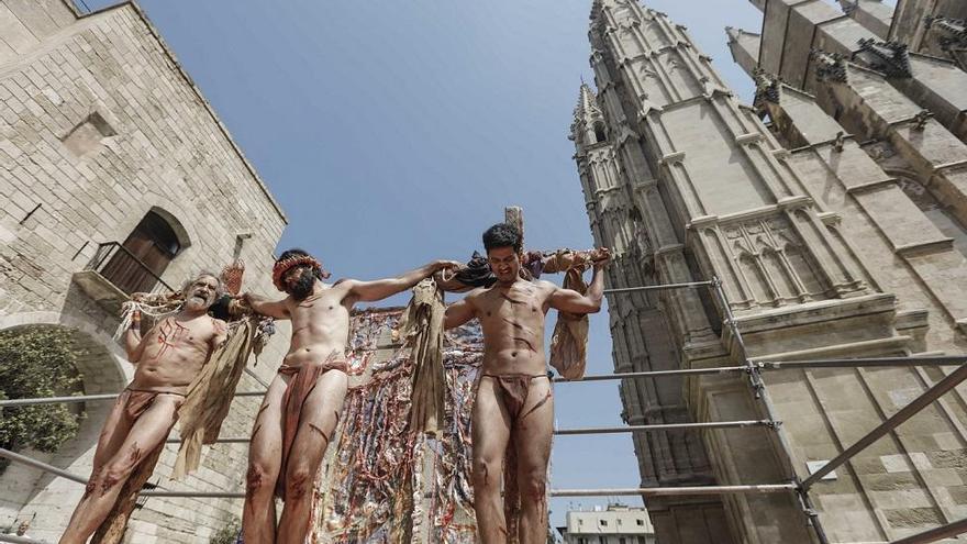 Un &#039;Via Crucis&#039; de Llorenç Moyà con nuevas incorporaciones en el elenco