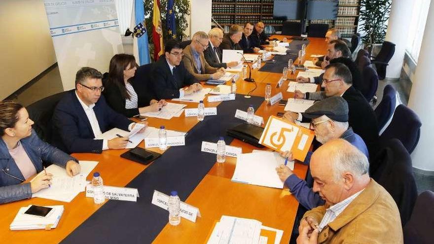 Reunión de la comisión de seguimiento del Plan de Transporte Metropolitano. // Marta G. Brea