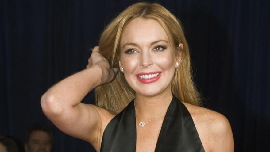 La actriz Lindsay Lohan vuelve a ser el centro de atención.