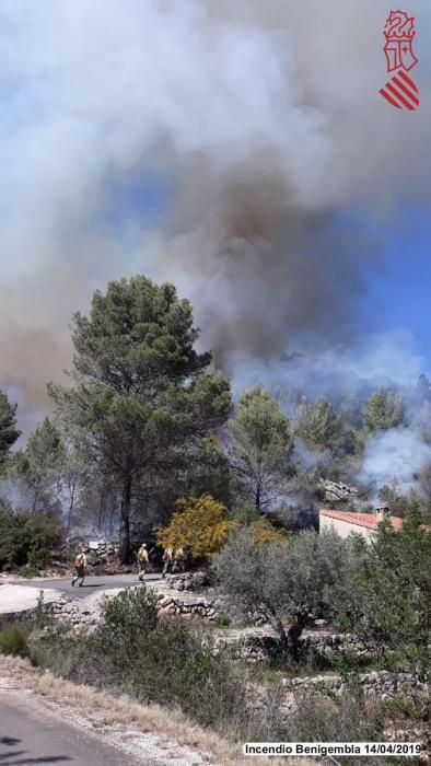 Incendio en Benigembla y Castell de Castells