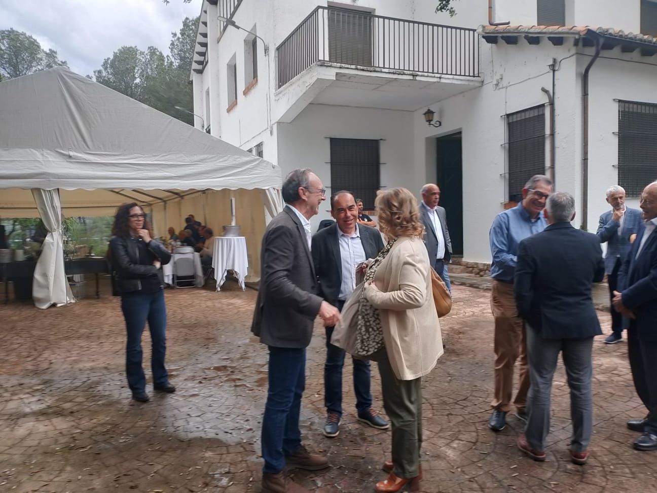 Tradicional comida de la Sèquia Major en el pantano del Regajo