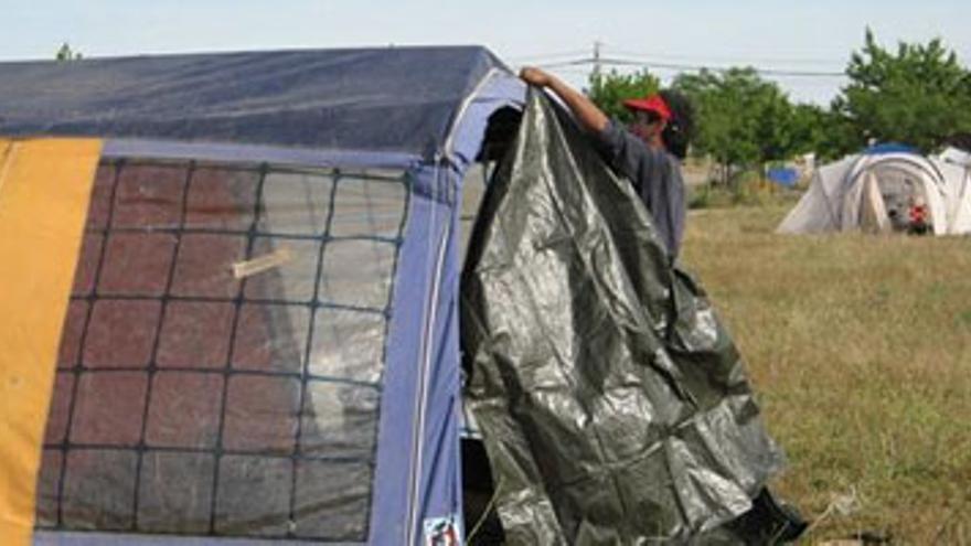 Una ordenanza sanciona la acampada libre en Badajoz con hasta 150 euros