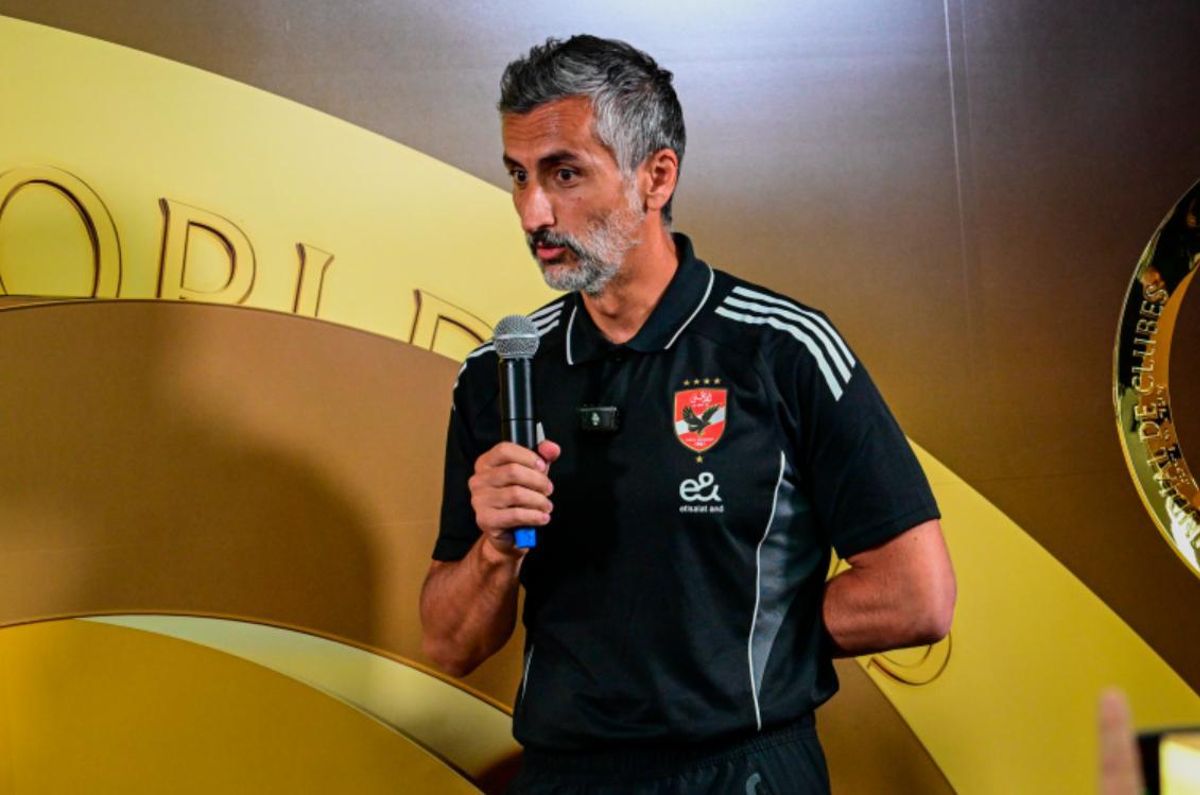 José Riveiro, entrenador español del Al Ahly de Egipto.
