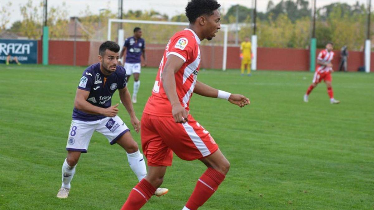 Johan Mojica reapareció de manera efímera en un amistoso contra el Toulouse