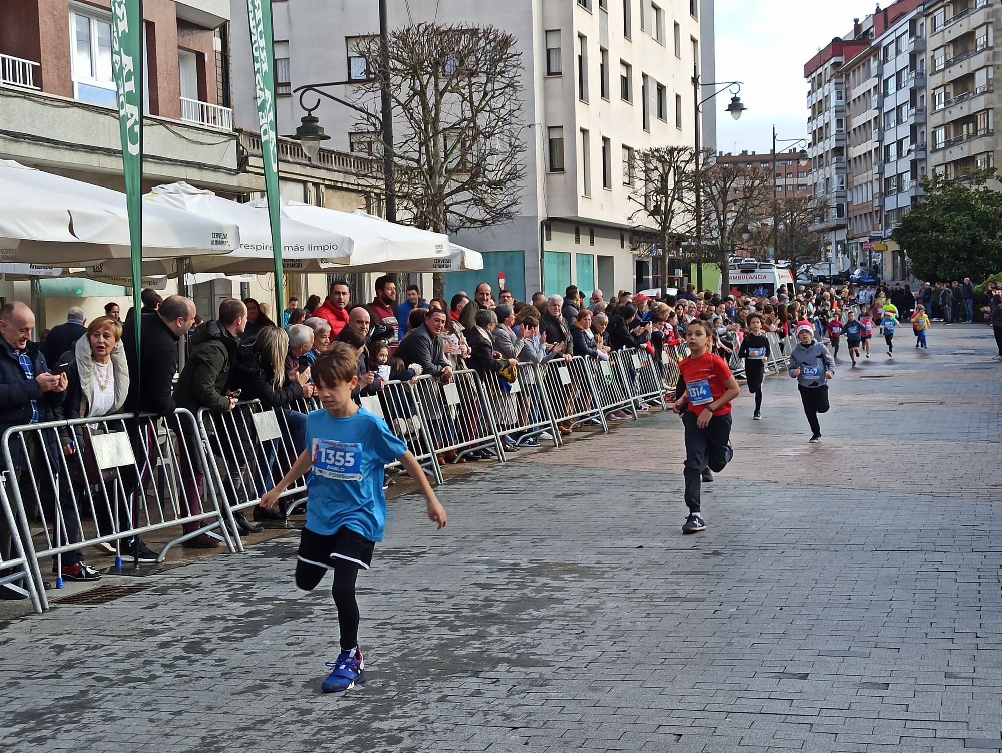 Casi 1.500 participantes disputan la carrera de Fin de Año de Pola de Siero