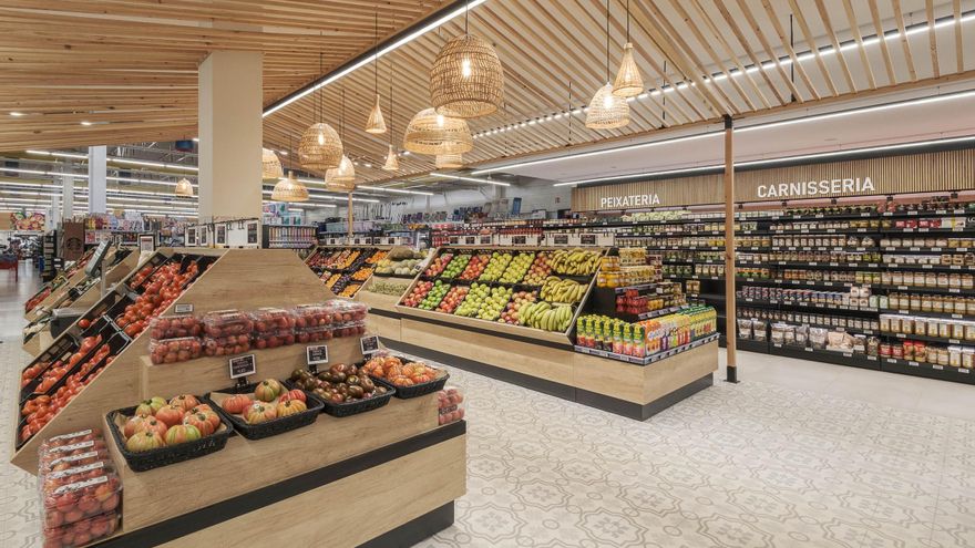 Supermercats Montserrat d&#039;Empuriabrava renova els espais dedicats als productes frescos