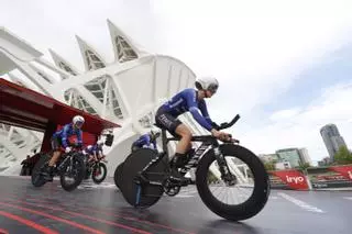 Primera etapa de La Vuelta a España Femenina 2024 en València