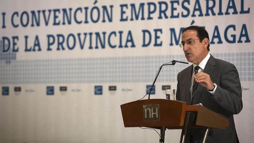 El presidente de la CEA y de la CEM, Javier González de Lara.