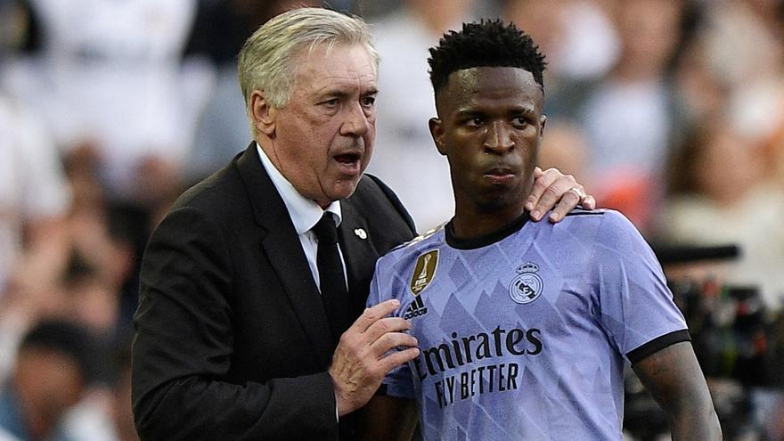 Ancelotti: "La Liga española tiene un problema, Vinicius es la víctima"