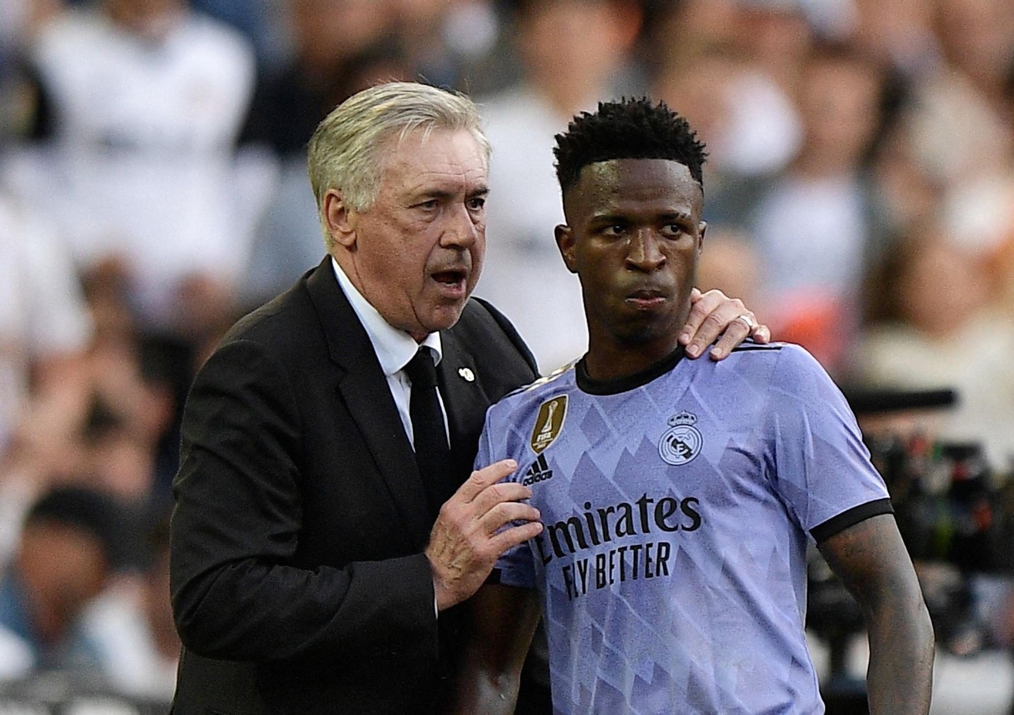 Carlo Ancelotti y Vinicius Junior.