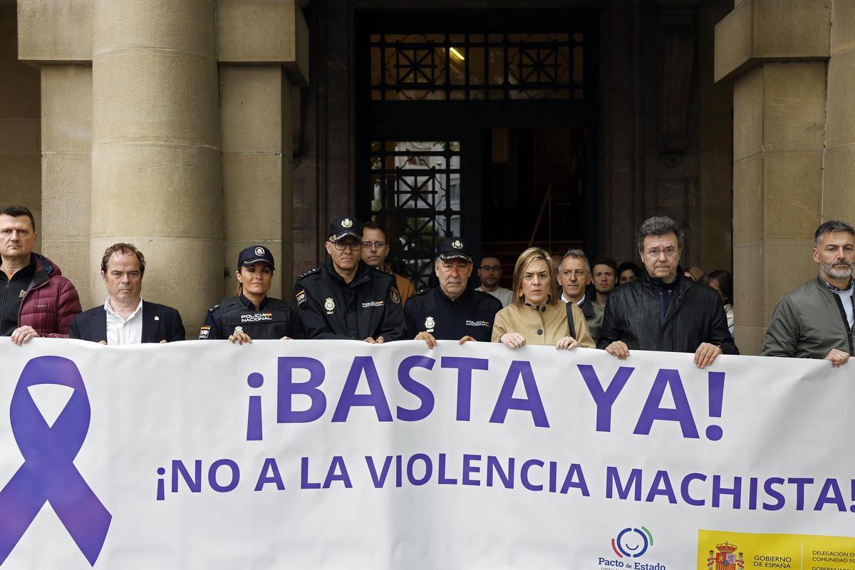 "¿Cómo es posible que después de denunciar violencia machista hayan muerto tantas mujeres?" "¿Cómo es posible que después de denunciar violencia machista hayan muerto tantas mujeres?"