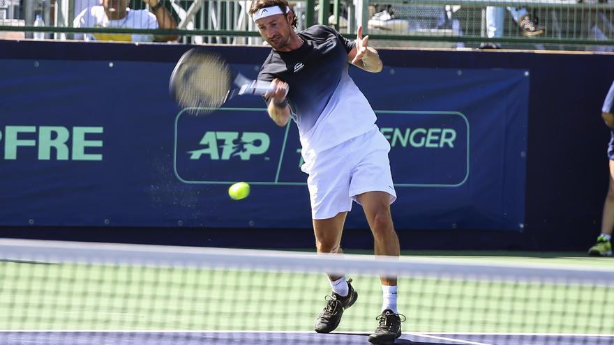 Villena y la academia de tenis de Juan Carlos Ferrero acuerdan la venta de un camino municipal