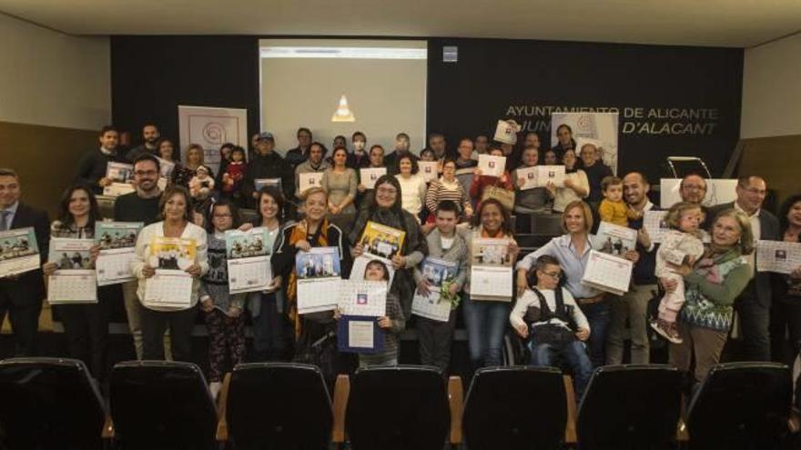 Participantes en el calendario de APSA, ayer. Pilar Cortés