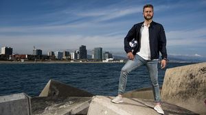 El porter d’handbol del FC Barcelona, Gonzalo Pérez de Vargas, ens explica la classificació dels blaugrana per a la final de quatre de Colònia després de superar l’eliminatòria contra l’equip alemany del Kiel.