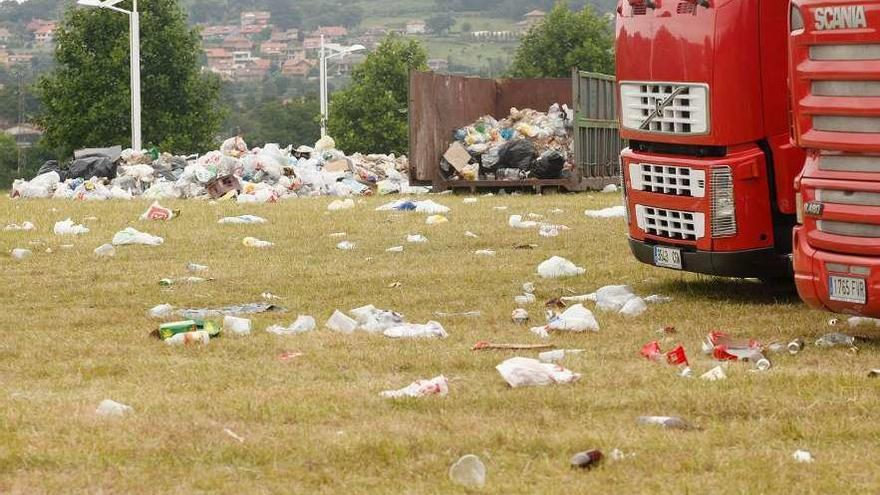 Basura recogida en las fiestas de Cabueñes del pasado año.