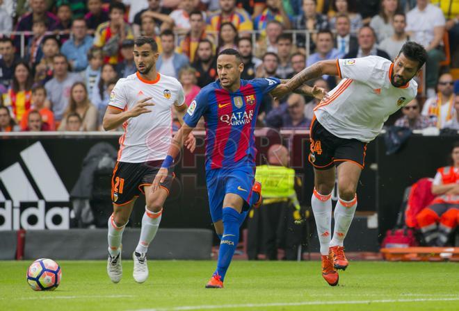 Las imágenes del Valencia, 2 - FC Barcelona, 3