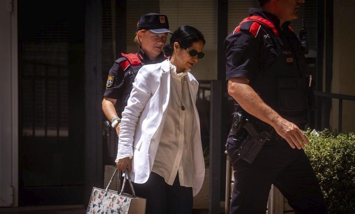 La terapeuta dels Andic mou fitxa i busca assessorament en un despatx de penalistes de Barcelona