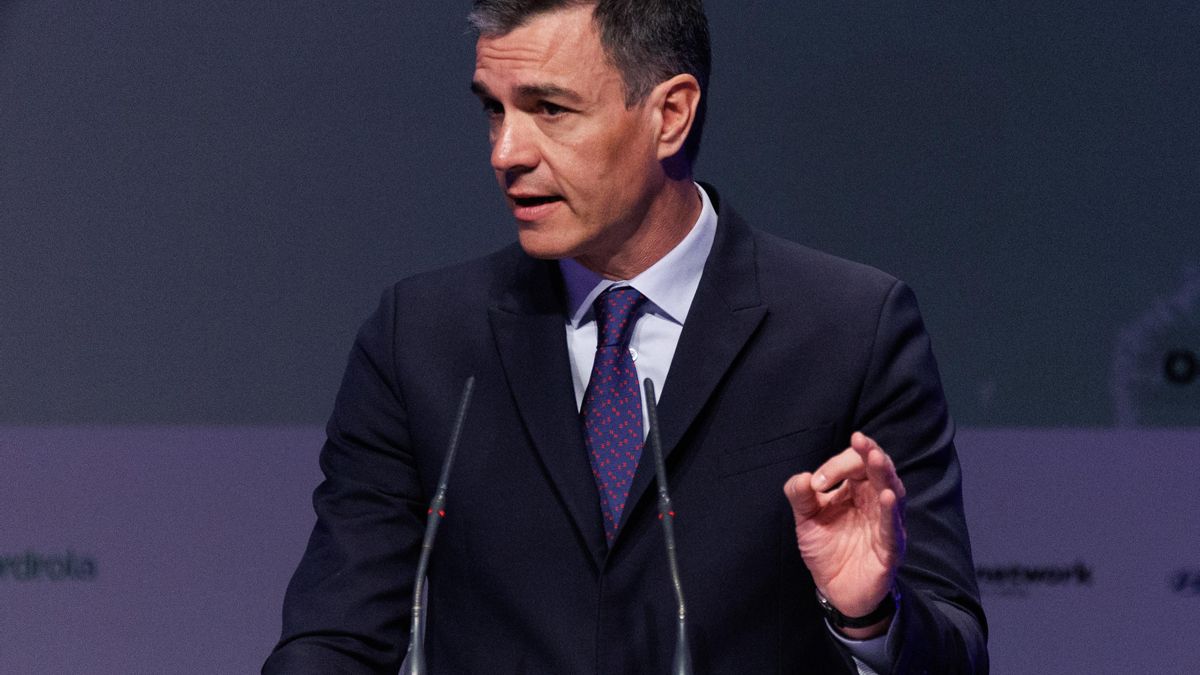 El presidente del Gobierno, Pedro Sánchez, interviene durante la III edición del foro ‘Fondos Europeos III: España, por el liderazgo global en economía verde y digital’, en el Círculo de Bellas Artes, a 5 de junio de 2023, en Madrid (España).