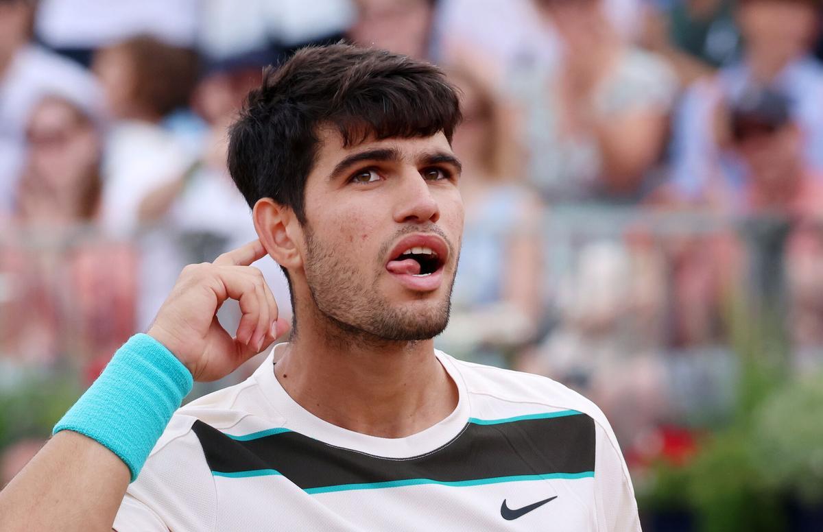 Alcaraz es corona a Queen’s després d’una gran batalla i apunta cap al seu tercer Wimbledon Alcaraz es corona a Queen’s després d’una gran batalla i apunta cap al seu tercer Wimbledon