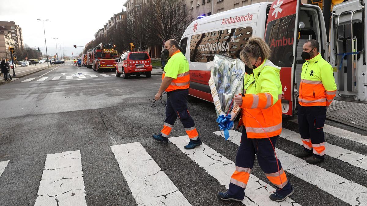 Homenaje de sus compañeros al técnico de ambulancia fallecido en Gijón