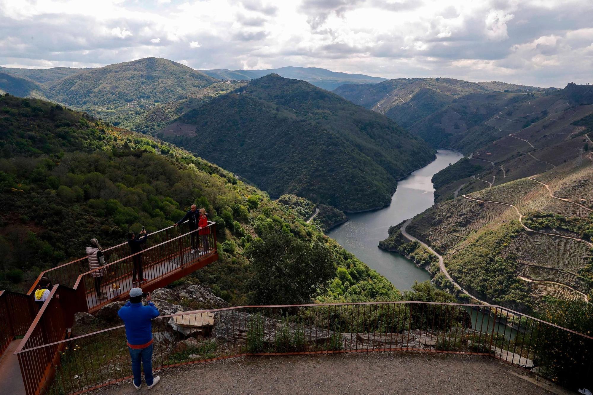 La magia de la Ribeira Sacra y los cañones del Sil, a vista de dron